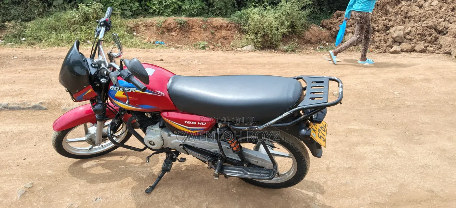 Bajaj Boxer 125 2025 Red