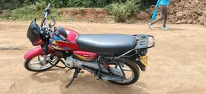 Bajaj Boxer 125 2025 Red