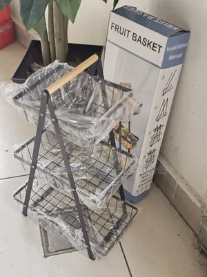 Space-saving 3-tier Countertop Fruit Storage Stand