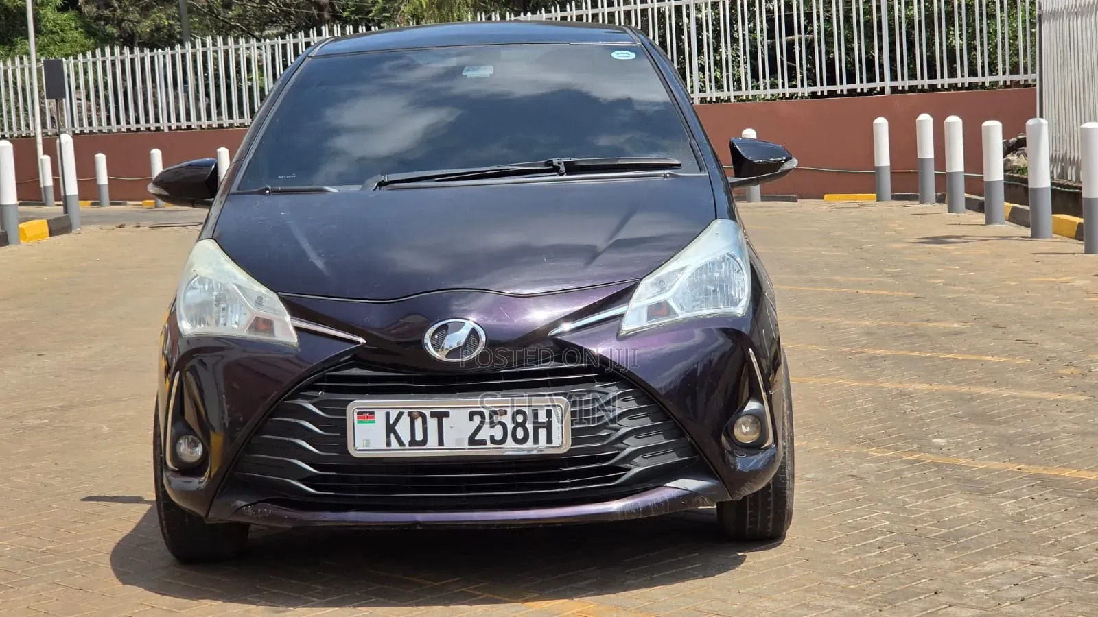 Toyota Vitz 2018 Black