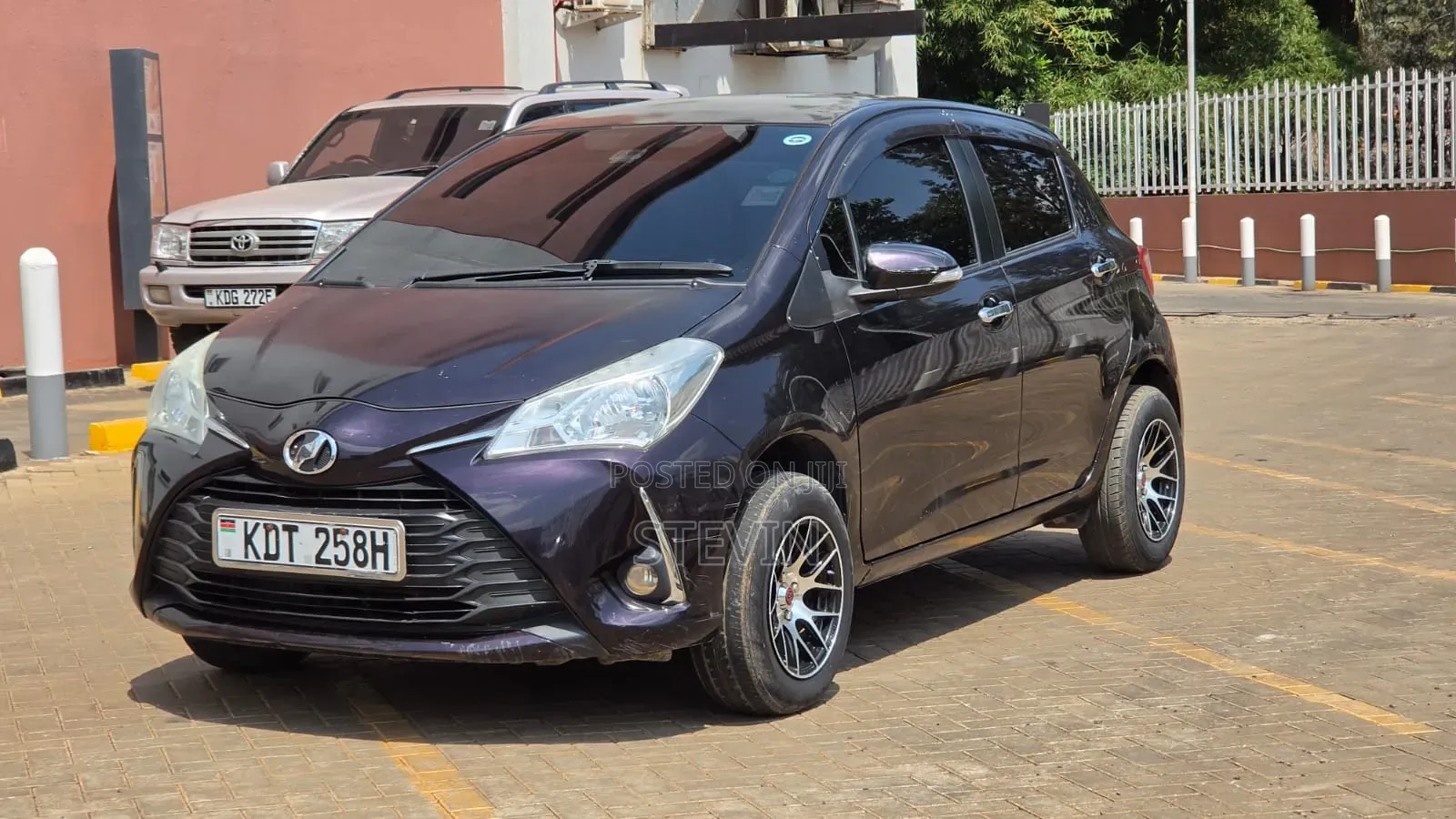 Toyota Vitz 2018 Black