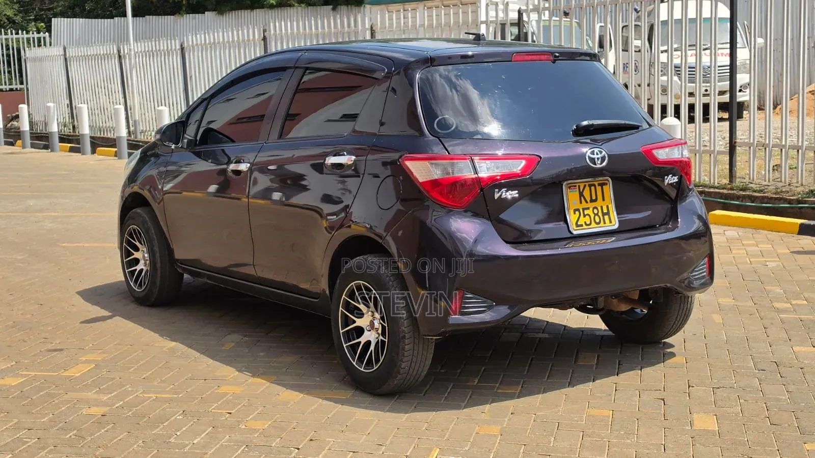 Toyota Vitz 2018 Black