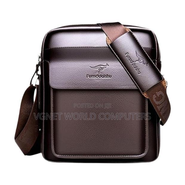 Unisex Shoulder Bag Zipper Fashionable Satchel Bag