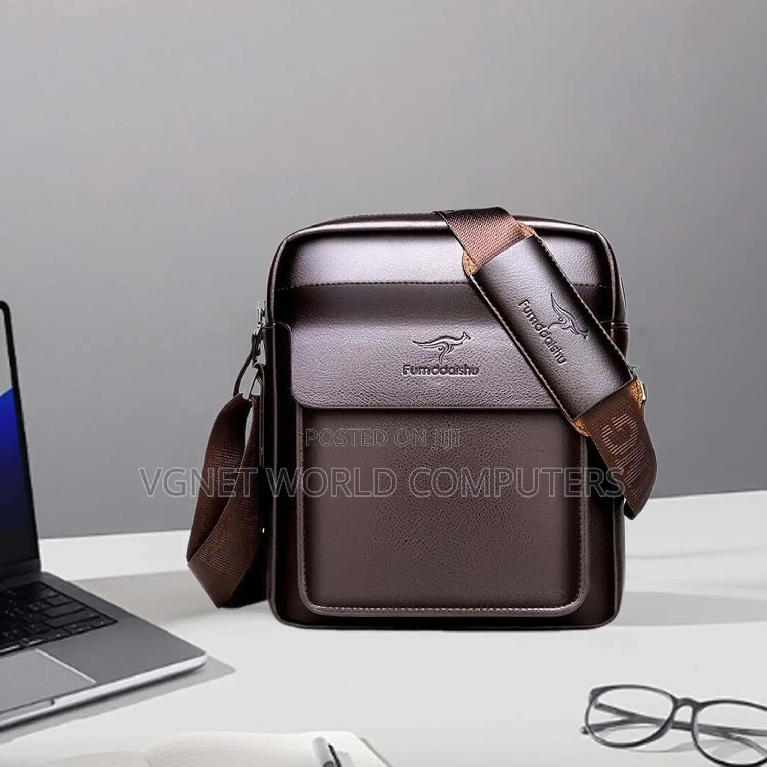 Unisex Shoulder Bag Zipper Fashionable Satchel Bag