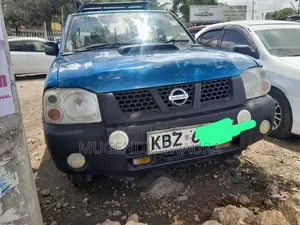 Nissan Hardbody 2012 Blue
