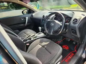Nissan Dualis 2010 Black