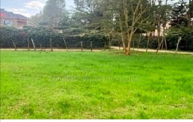 Kerarapon 3rd Drive: 0.5-Acre Vacant Residential Plot in a Serene