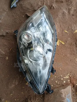 Toyota Isis Headlight 2008 Model