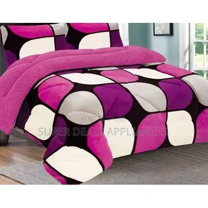 A Warm Cossy Woolen Duvet