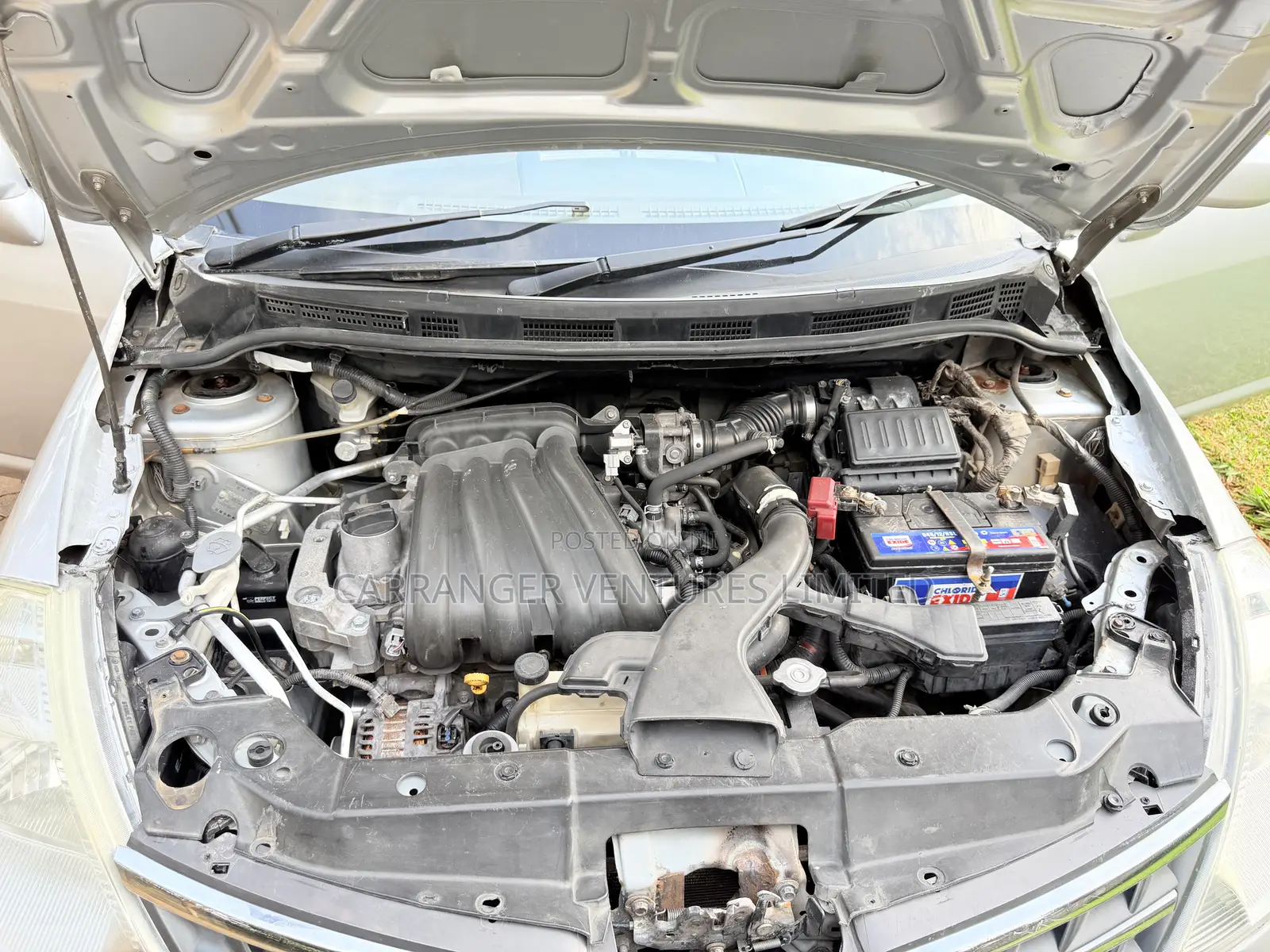 Nissan Tiida 2012 Silver