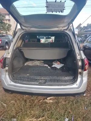 Nissan Wingroad 2011 Silver