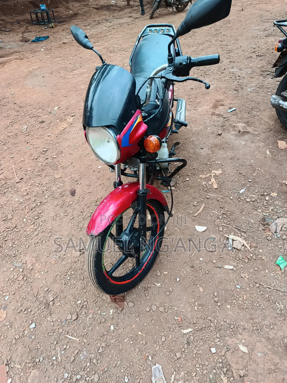 Bajaj Boxer 2020 Red