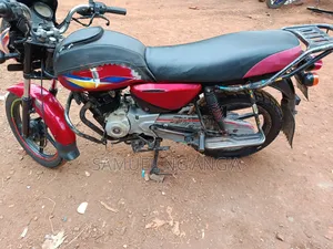 Bajaj Boxer 2020 Red