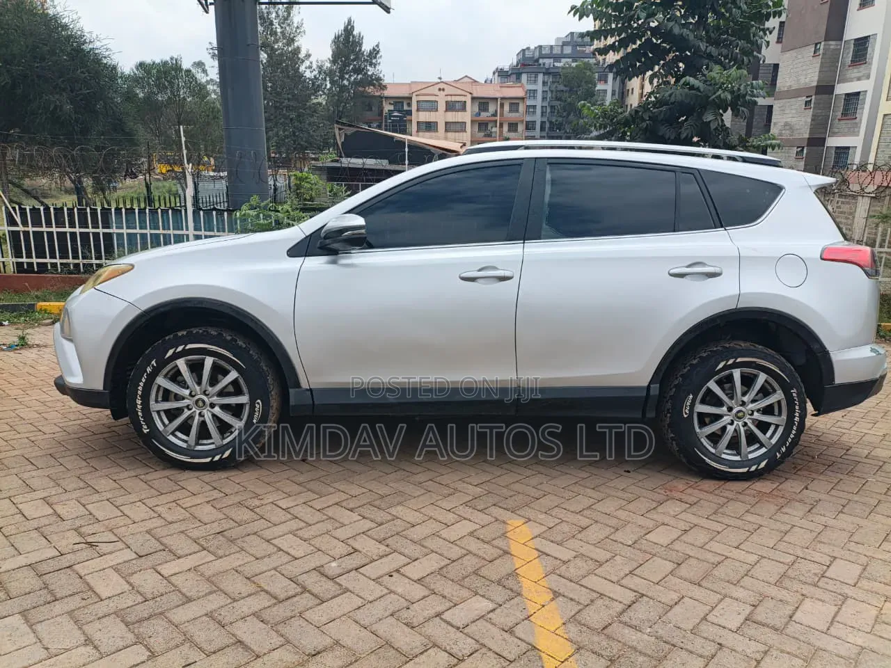 Toyota RAV4 2015 Silver