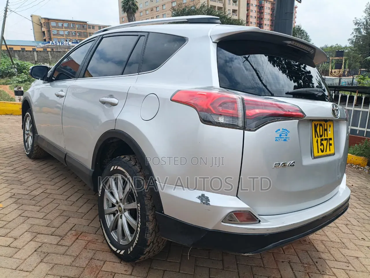 Toyota RAV4 2015 Silver