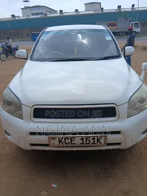 Toyota RAV4 2008 White