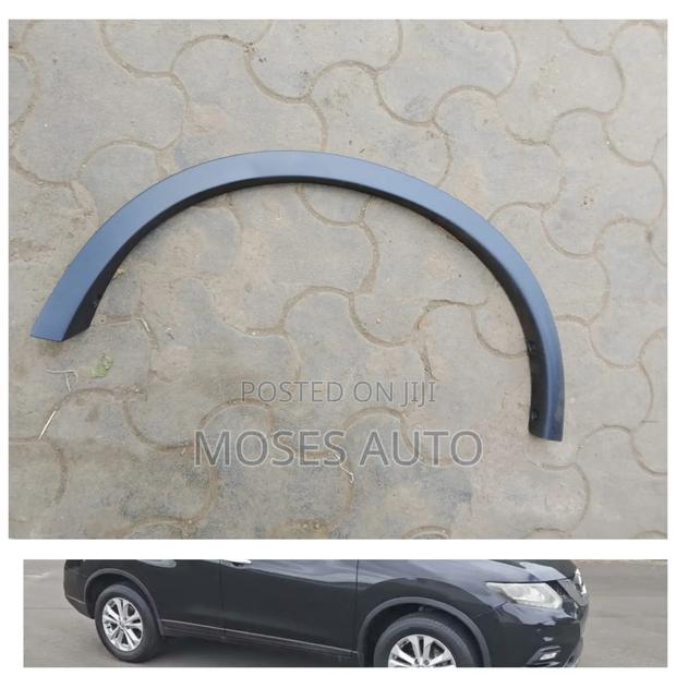 Nissan X-Trail Moulding