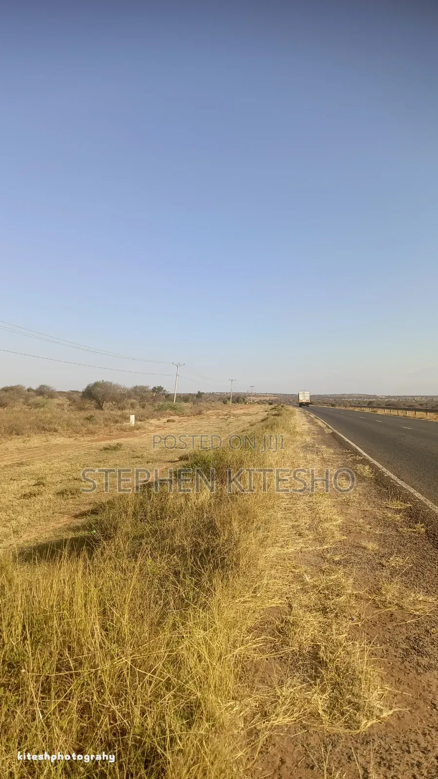 10acres Located at Simba Cement Tarmac Road Loitoktok