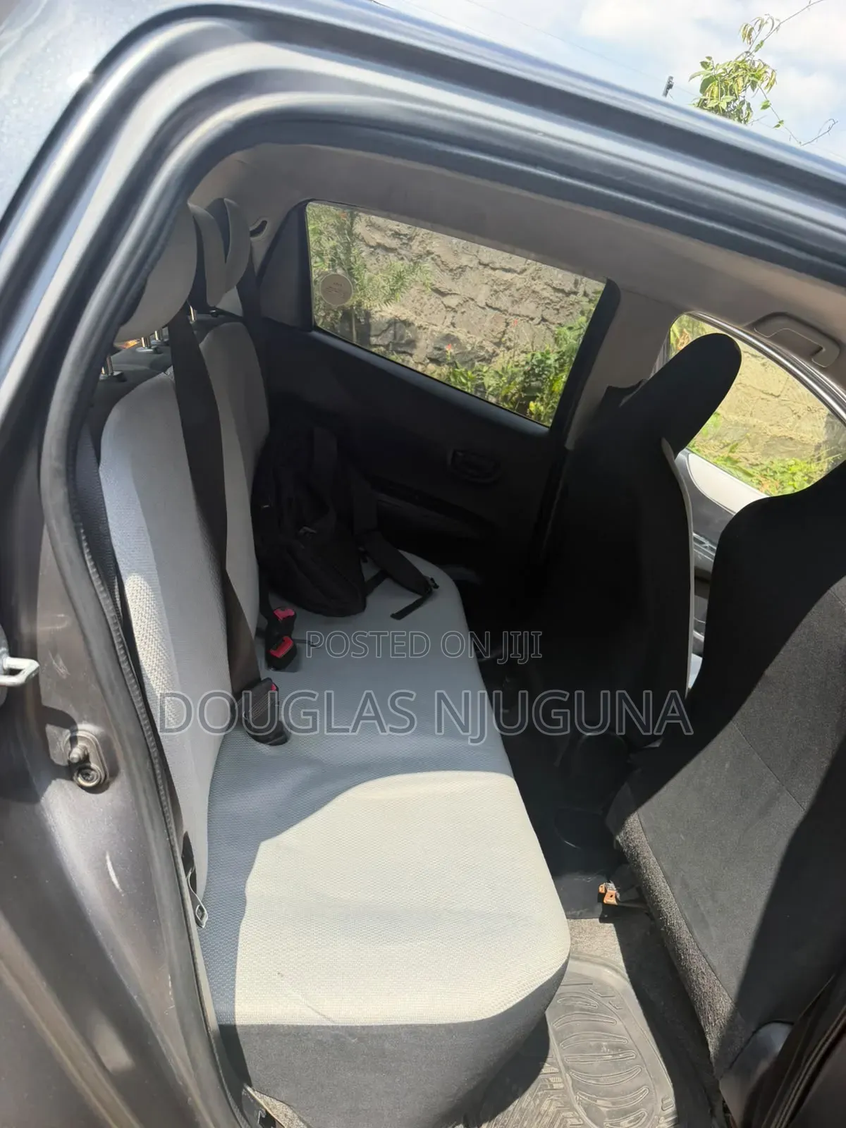 Toyota Vitz 2012 Black