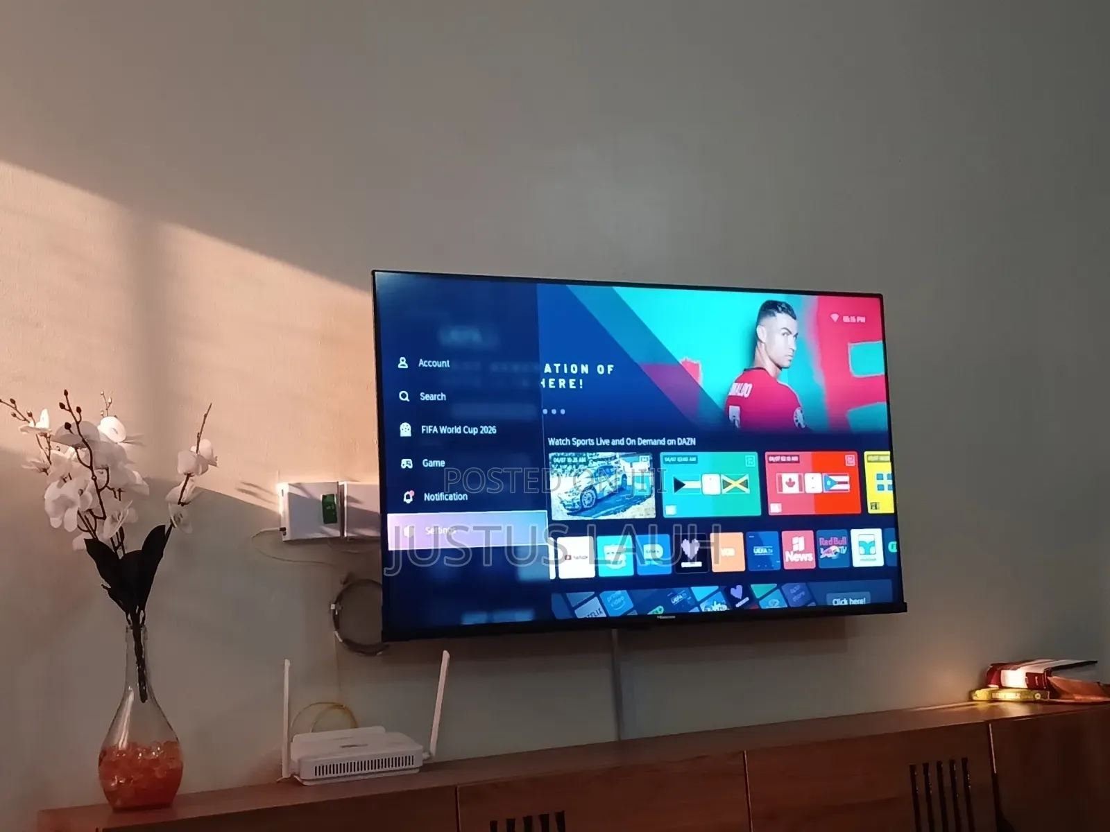 Sellling Hisense