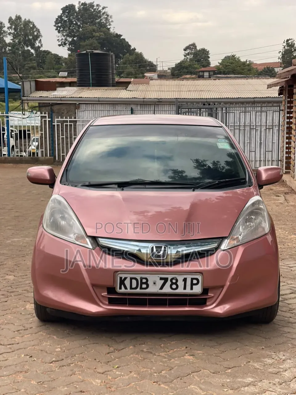Honda Fit 2013 Pink
