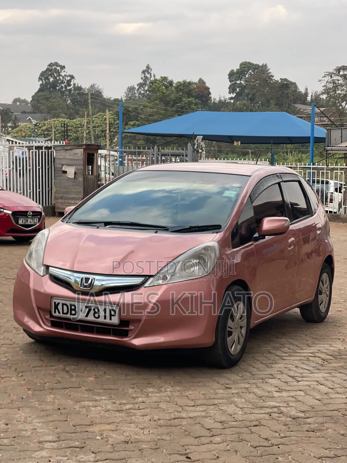 Honda Fit 2013 Pink