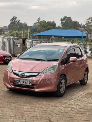 Honda Fit 2013 Pink