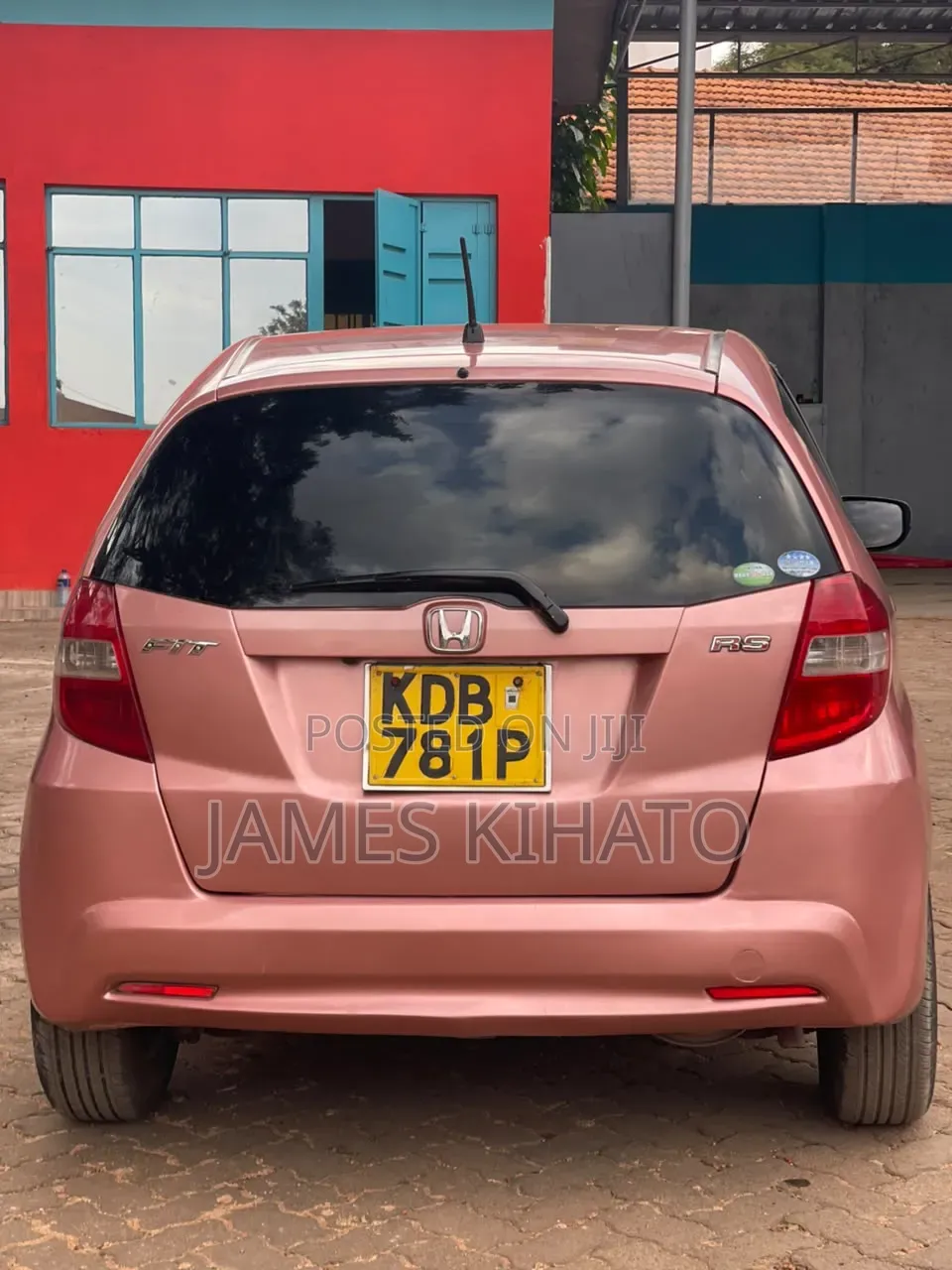 Honda Fit 2013 Pink