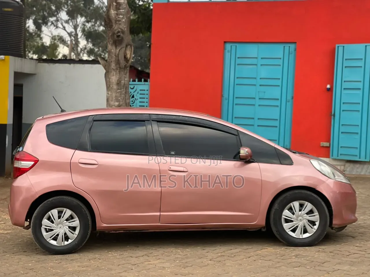 Honda Fit 2013 Pink