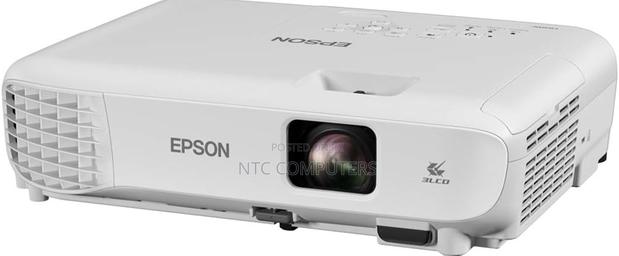 Epson Eb-E12 Xga 3lcd 3600 Lumen Projector - thumbnail 2