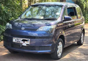 Toyota Spade 2015 Purple