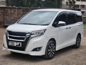 Toyota Esquire 2018 White