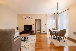 2 and 3 Bedroom Airbnb Available in Lavington