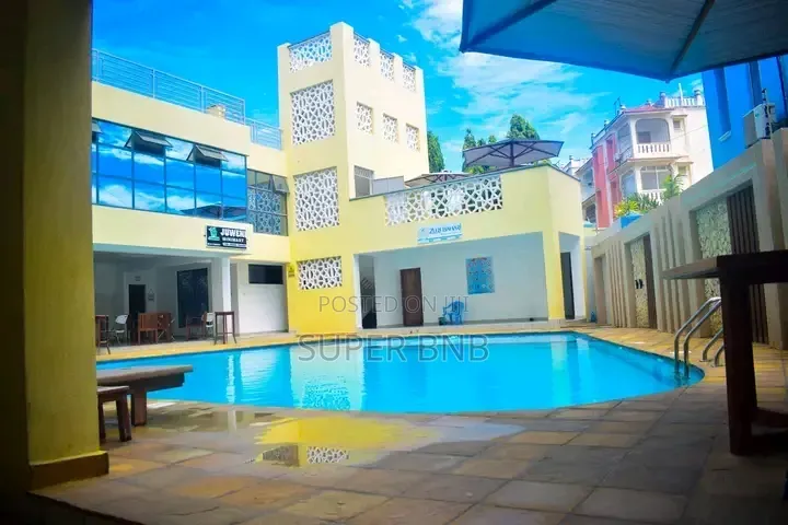 2-Bedroom Airbnb at Coral Sands Beach