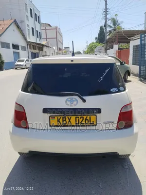Toyota IST 2004 White