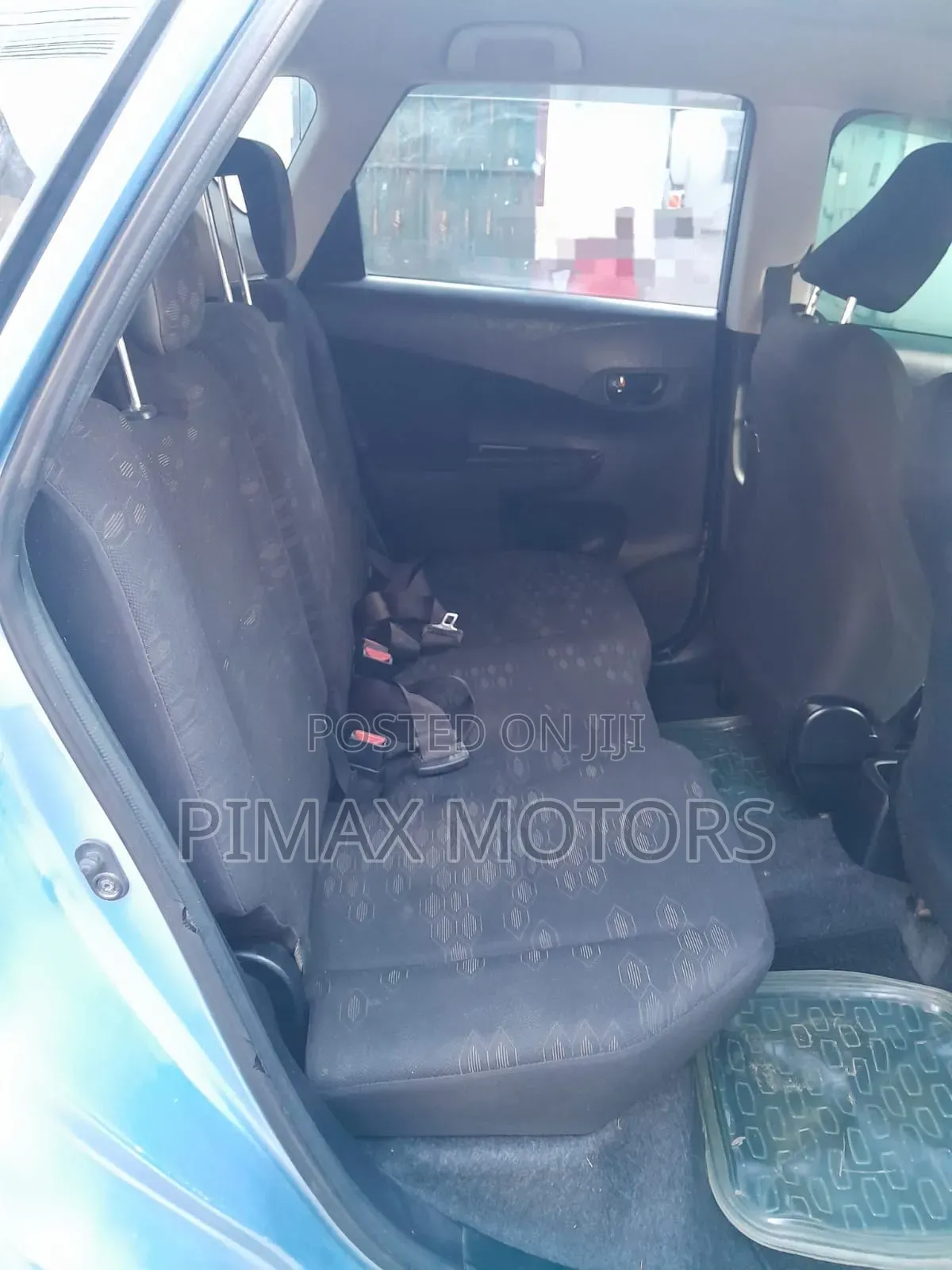 Toyota Ractis 2011 Blue