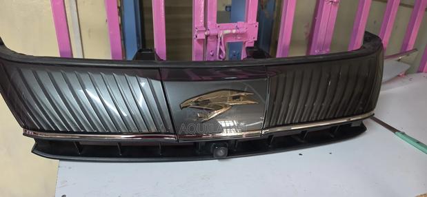 Harrier 2019 Grille With Camera