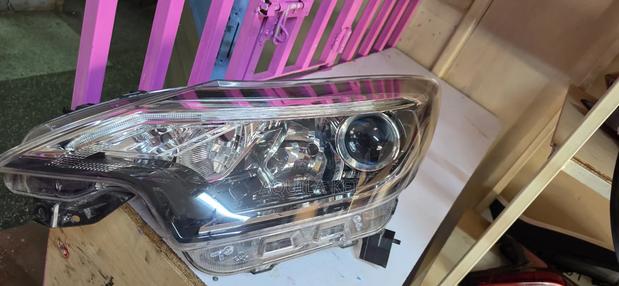 Nissan Note Epower' D' Lh Headlights - thumbnail 2