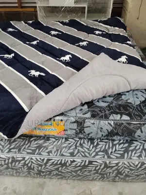 All-Season Woolen Duvet 5x6 6x6