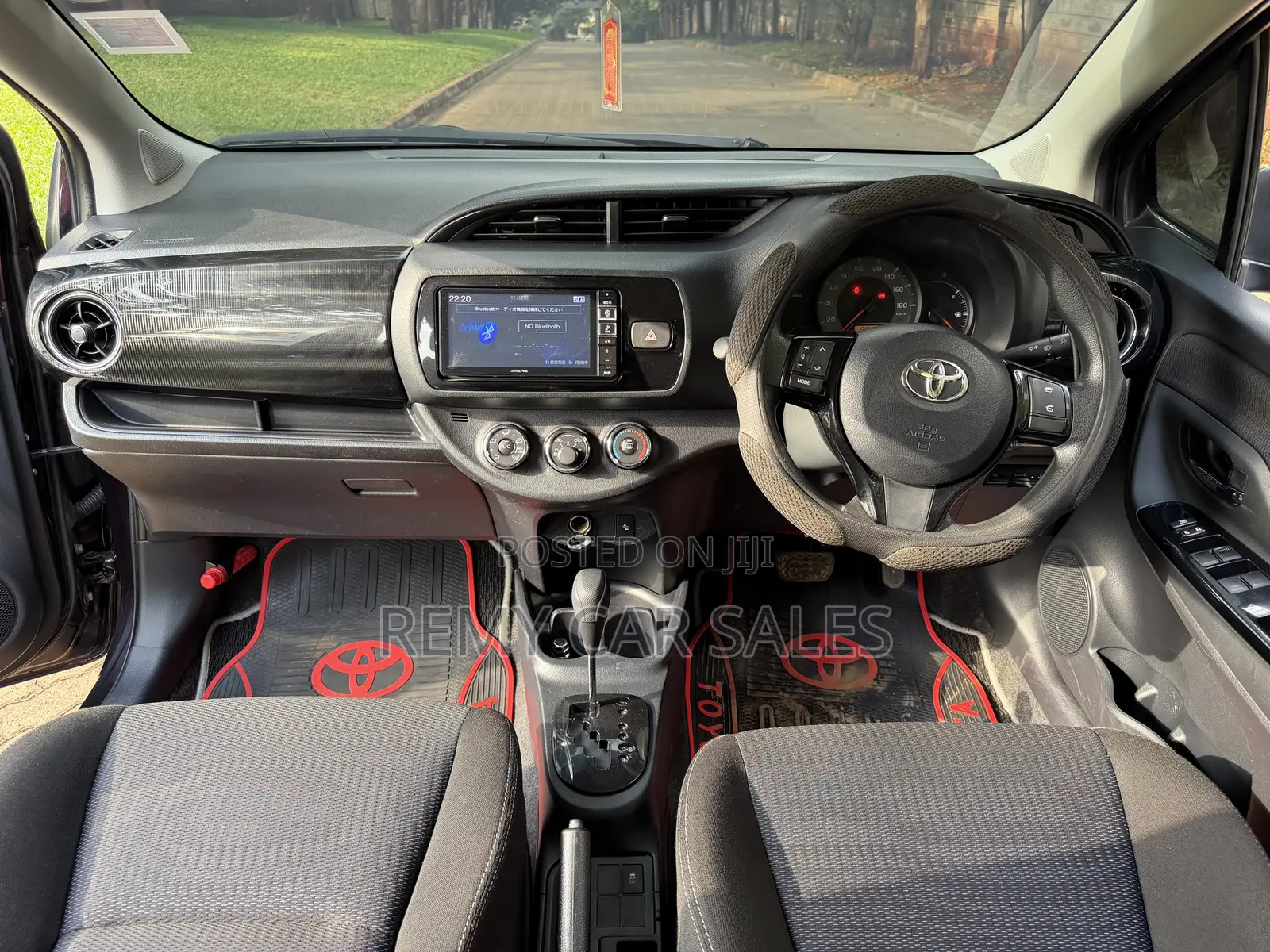Toyota Vitz 2018 Purple