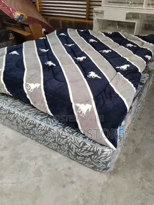 All-Season Woolen Duvet 5x6 6x6