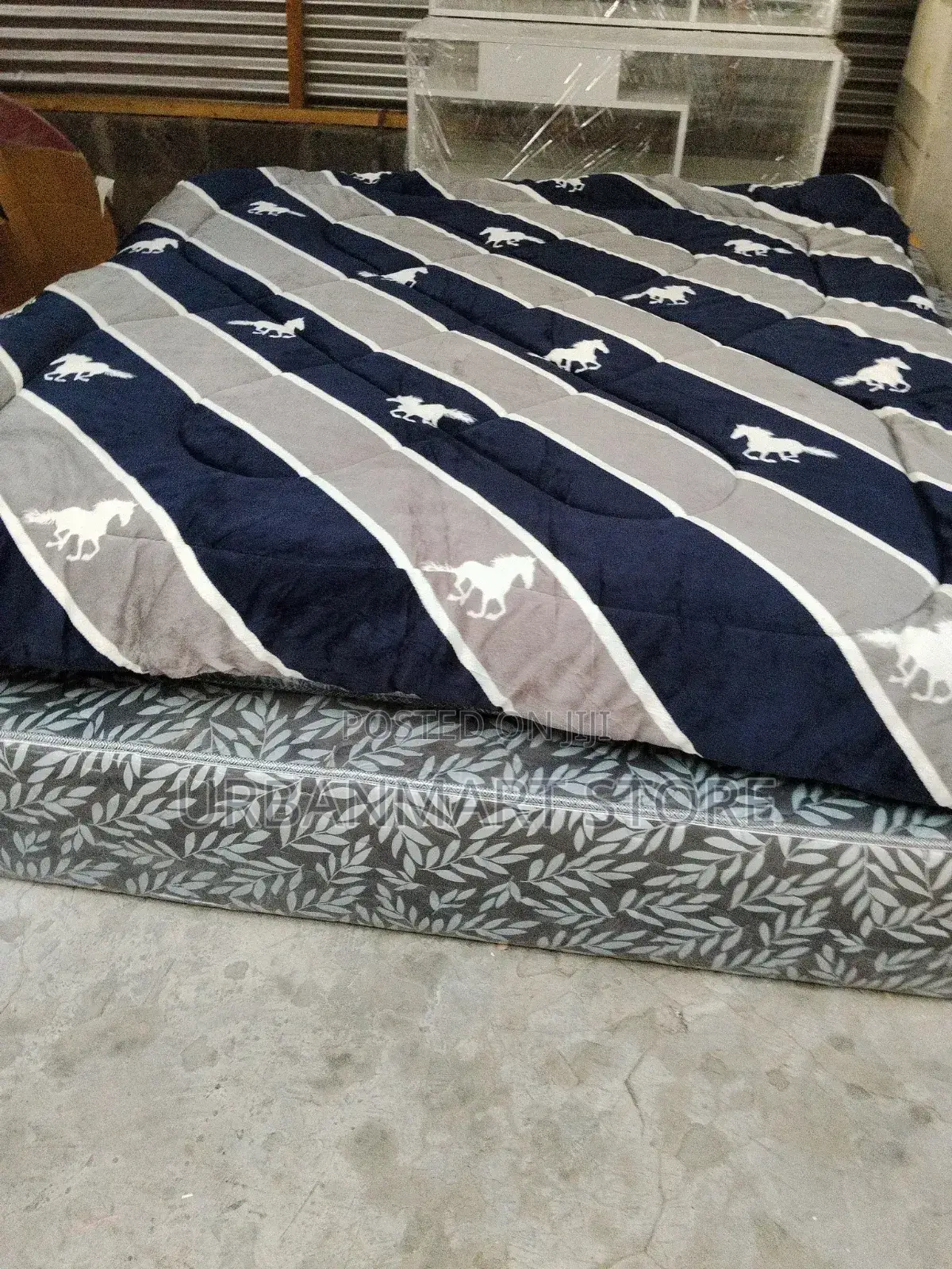 Heavy Warm Woolen Duvet 5 by 6, 6 by 6