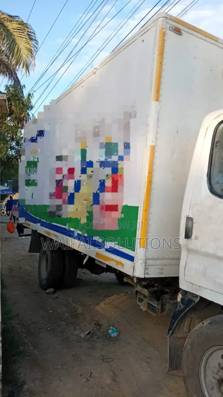 Hyundai Canter Fridge Truck Kby 2014 Model