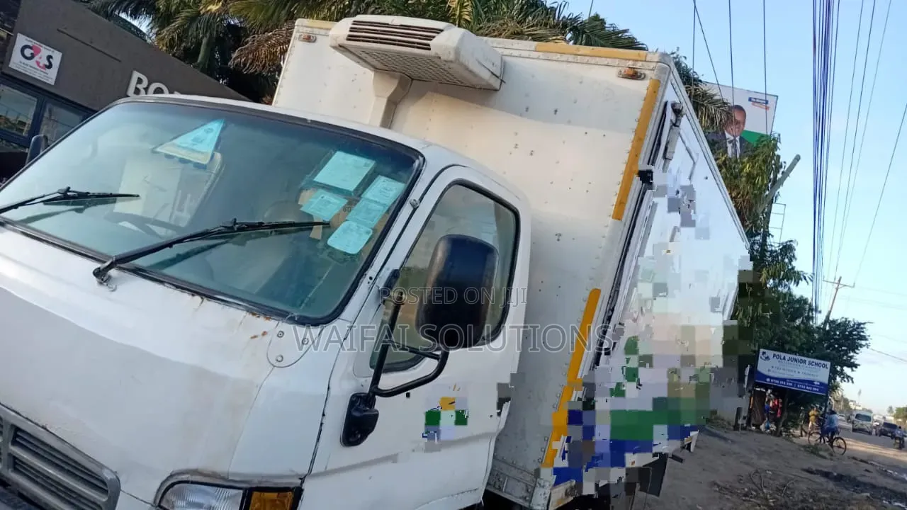 Hyundai Canter Fridge Truck Kby 2014 Model