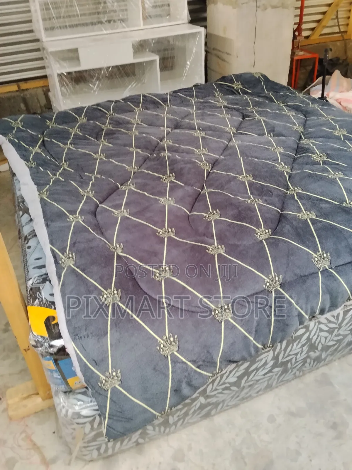 Classic Woolen Duvet for Home 5 by 6, 6 by 6