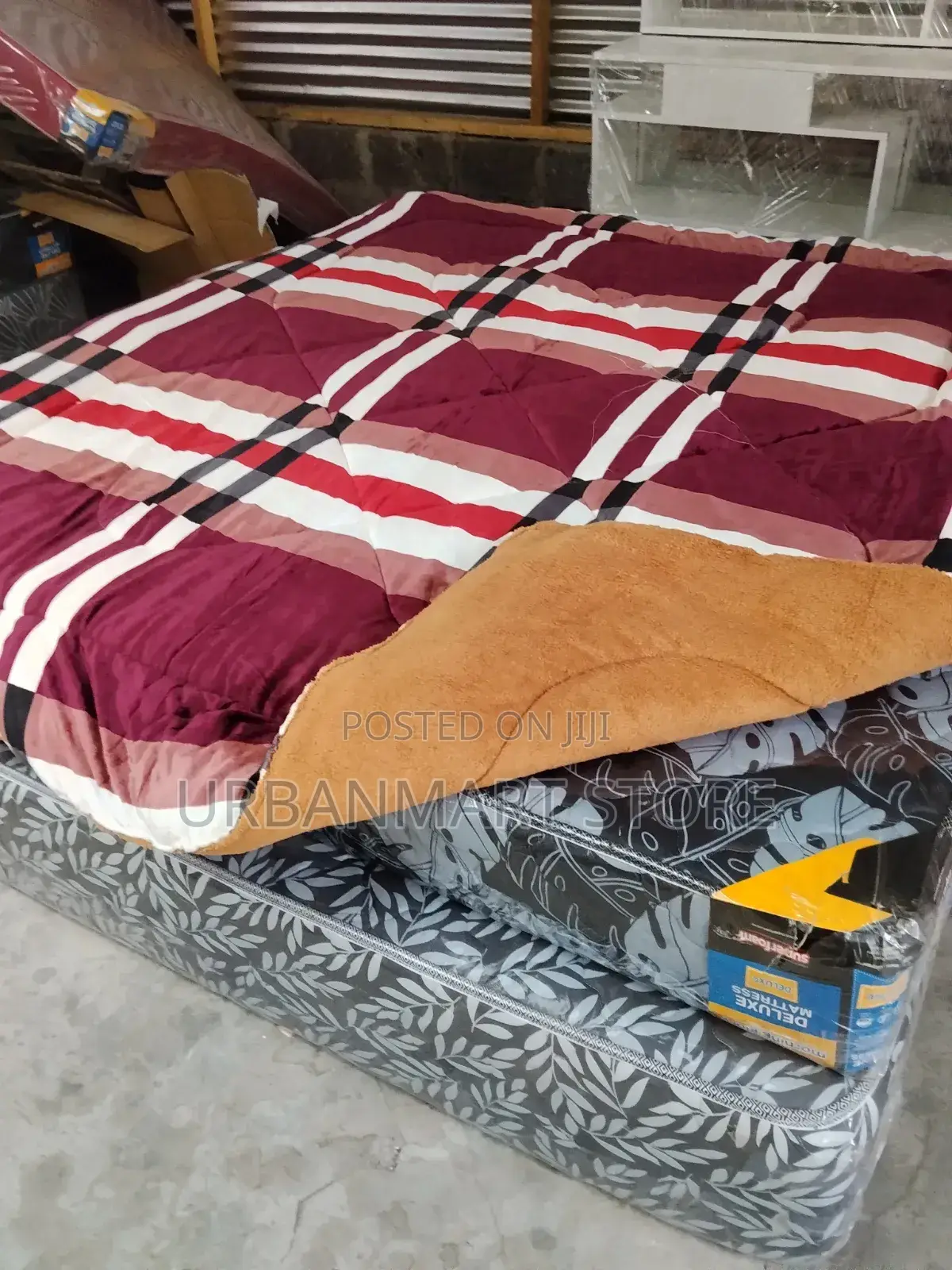 Comfortable Woolen Duvet for All Seasons 5 by 6, 6 by 6