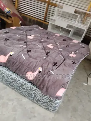 With Only 1500 Get a Warm Woolen Duvet, 5 by 6,6 by 6
