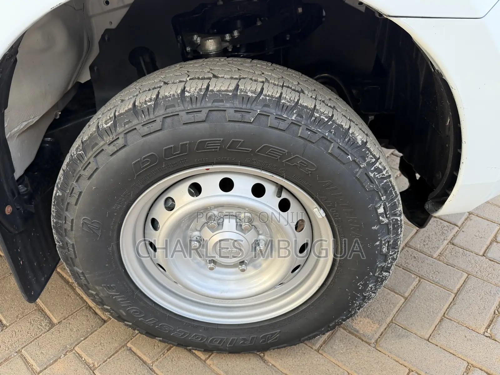 New Isuzu D-MAX 2025 White
