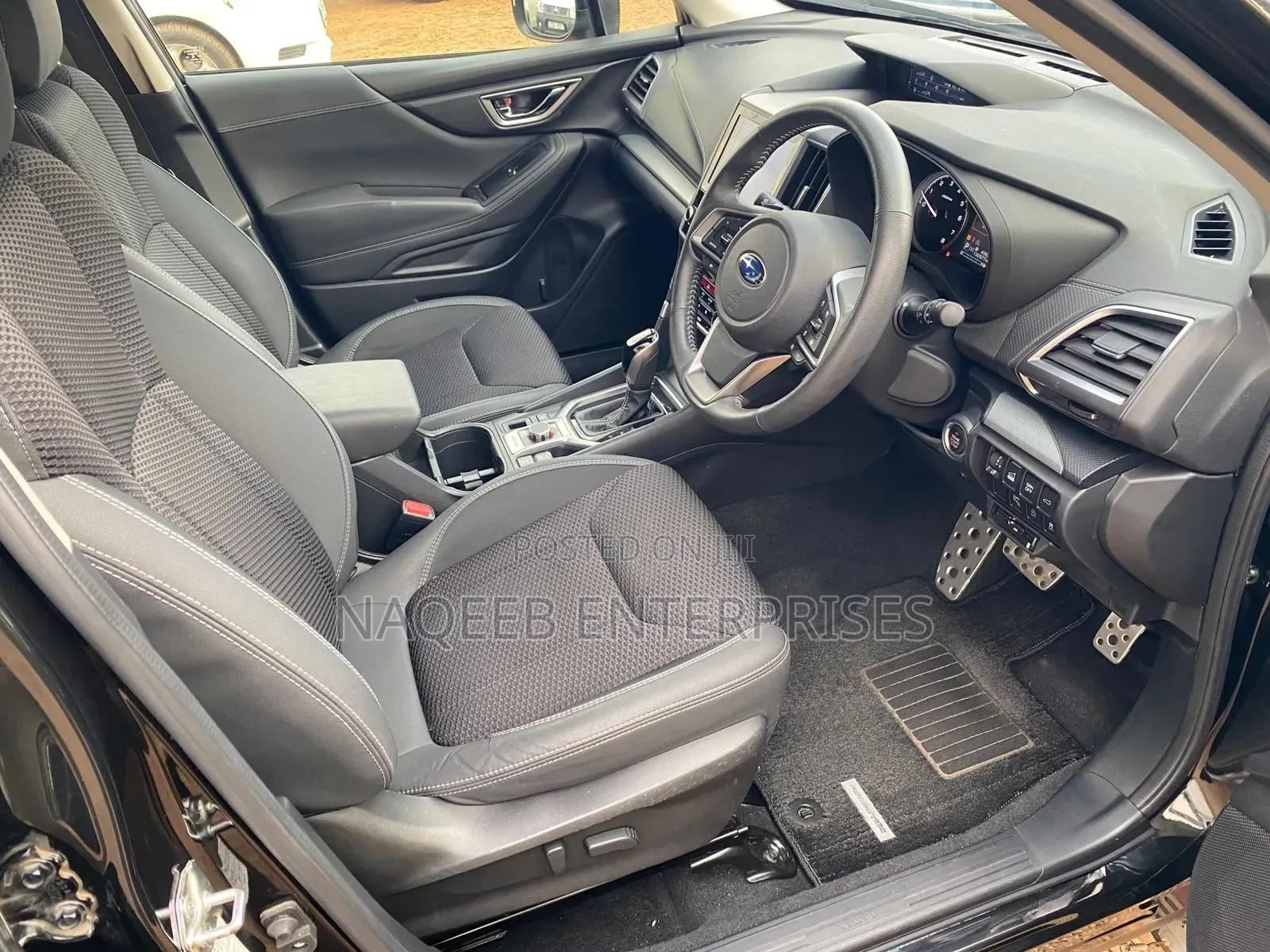 Subaru Forester Premium AWD 2019 Black