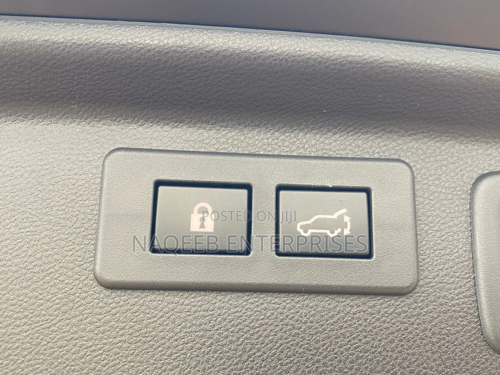 Subaru Forester Premium AWD 2019 Black